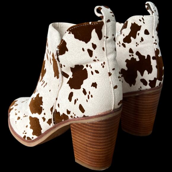 MIA Women's Size 6.5 Ivory Brown Cow Print Ankle Boots Heeled Western Boots - Picture 3 of 14